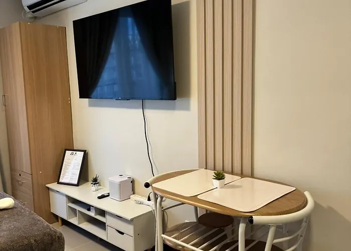 Pool View Condo Wifi With Netflix Near Airport Leilighet Lapu-Lapu City